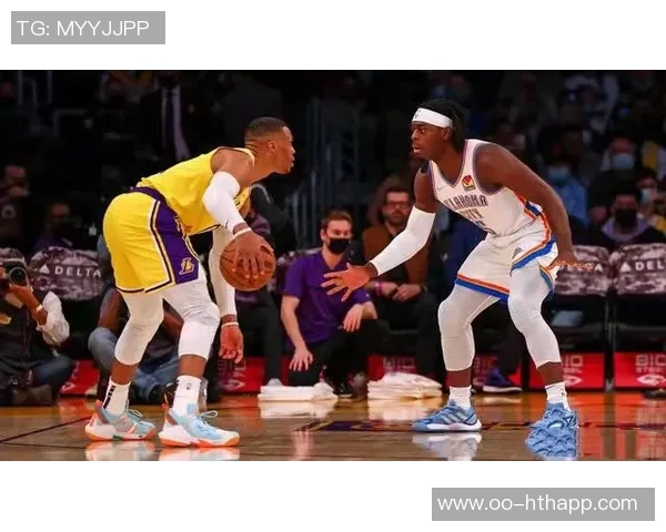 拼尽全力！戈贝尔全能表现助球队赢得关键胜利