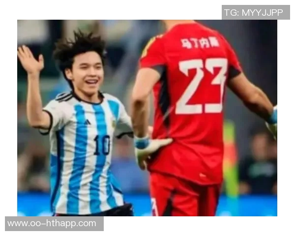 马丁谈追梦争吵后情绪低落如孩童抱球独自回房的心境