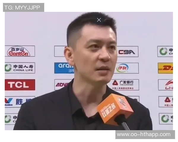 杨鸣被驱逐引发媒体热议其高昂斗志与潜在惩罚成焦点